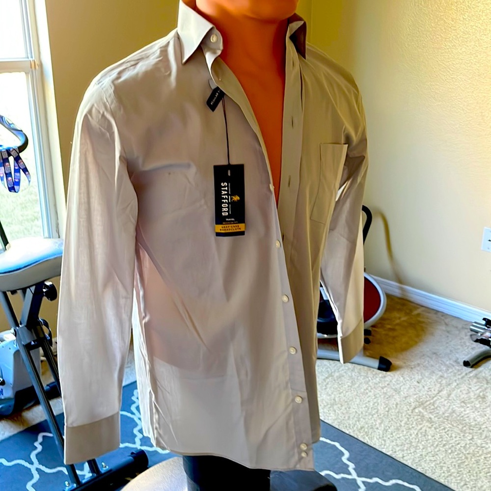 Light grey Stafford brand longsleave button-up dress shirt.